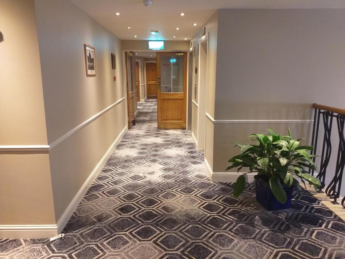 The Parkavon Hotel Киларни Екстериор снимка